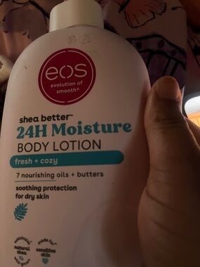 eos Fresh + Cozy Body Lotion in White and Teal